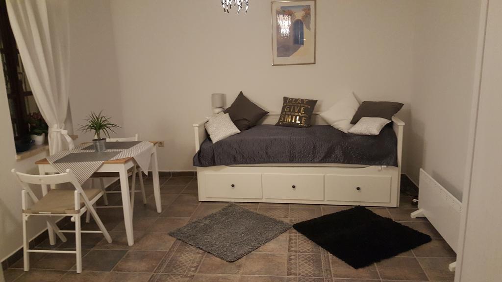 Come To M2 Zagreb Buitenkant foto